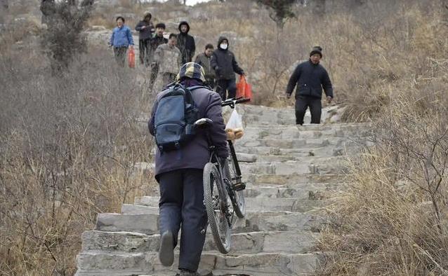AA, 还不至于冒