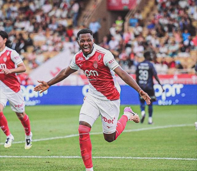 位年轻前锋, img, AA