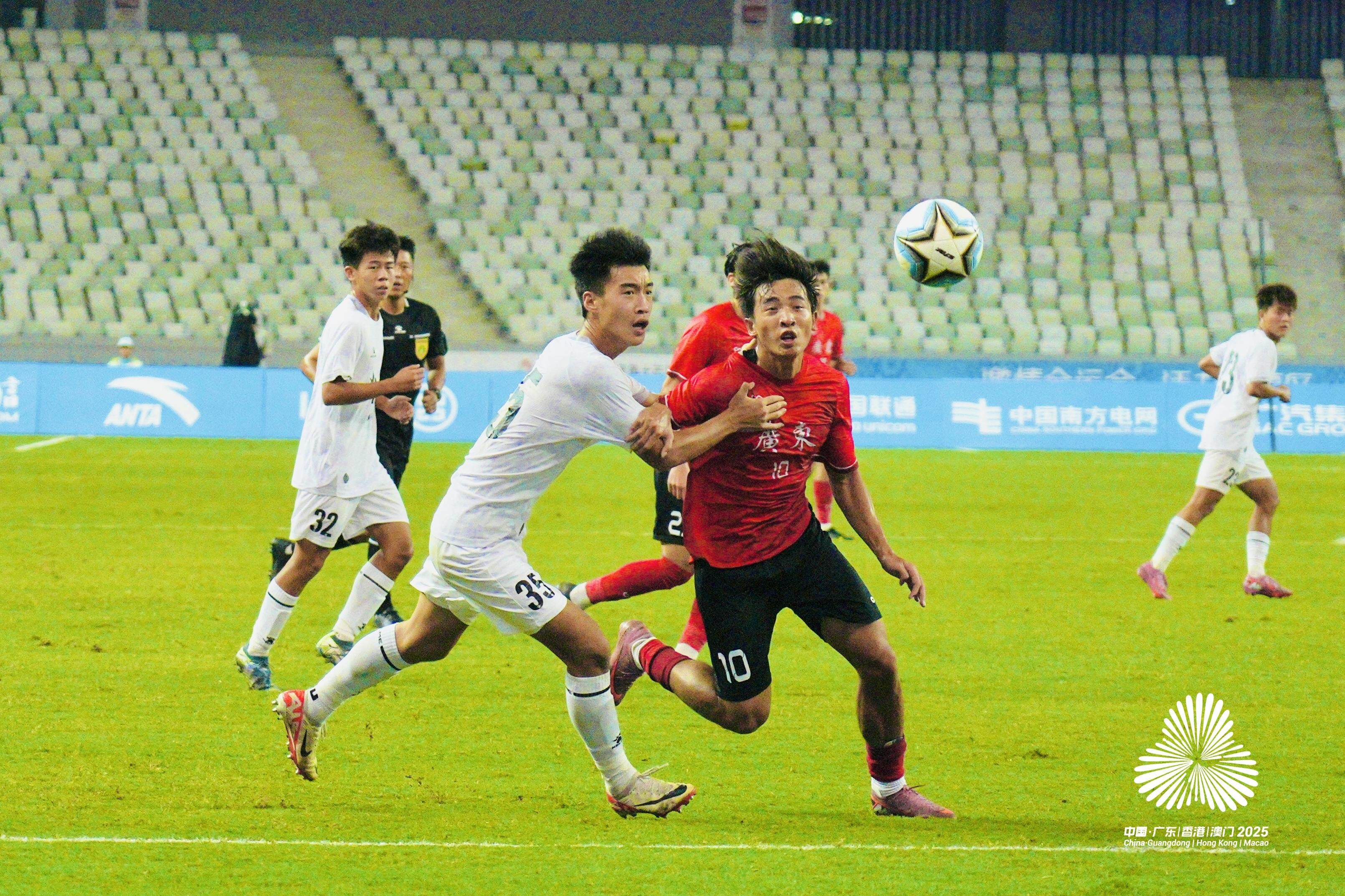 一个级别的 一个级别的